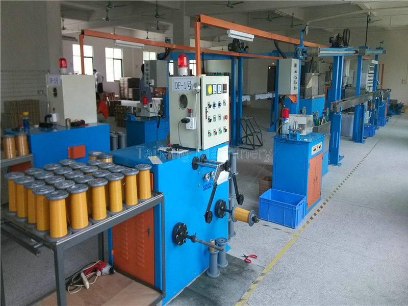 電纜擠塑機操作流程視頻，掌握核心步驟，提升生產(chǎn)效率